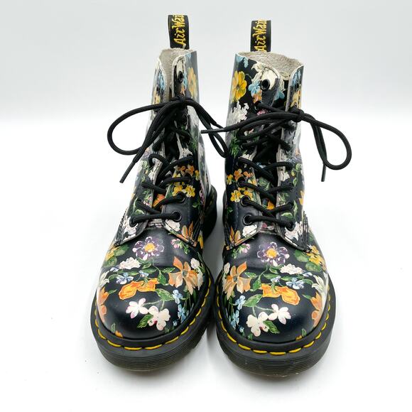 Dr Martens Pascal Boots Darcy Black Floral 8-Eye Leather Lace Up Sz 6 Women's - Picture 7 of 10
